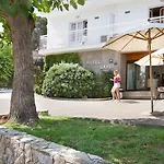 Hotel Villa Garbi